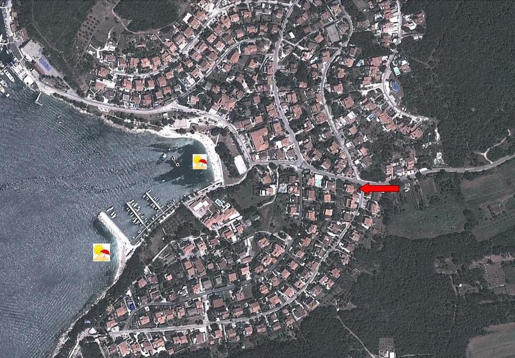 Apartment For Two 200M From The Beach Pula Exterior photo